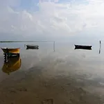 8 Person In *